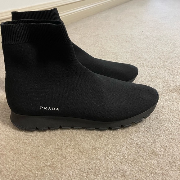 BRAND NEW PRADA ANKLE HEIGHT SNEAKERS SIZE 41 - Picture 2 of 5